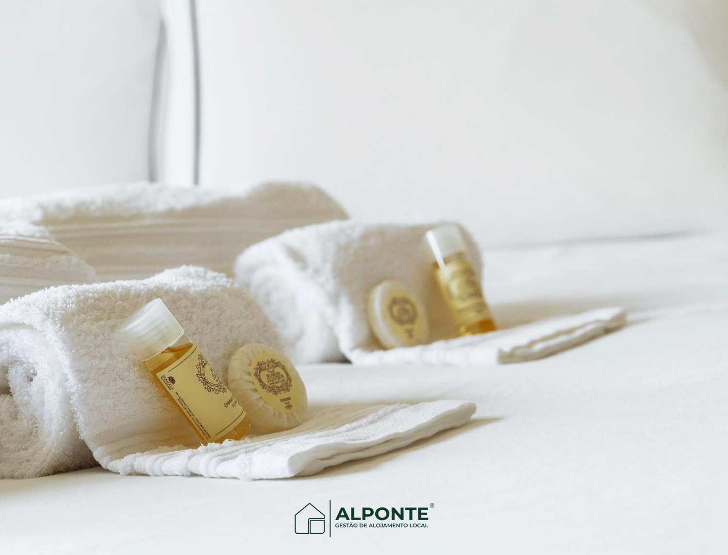 Desassossego Suites Moncao Ngoại thất bức ảnh