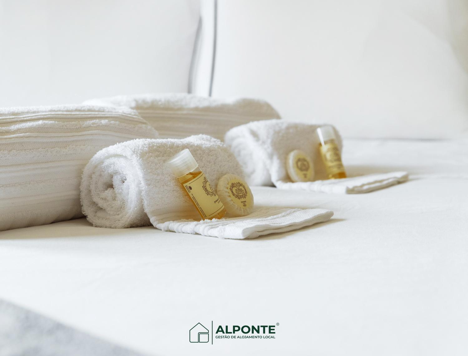 Desassossego Suites Moncao Ngoại thất bức ảnh